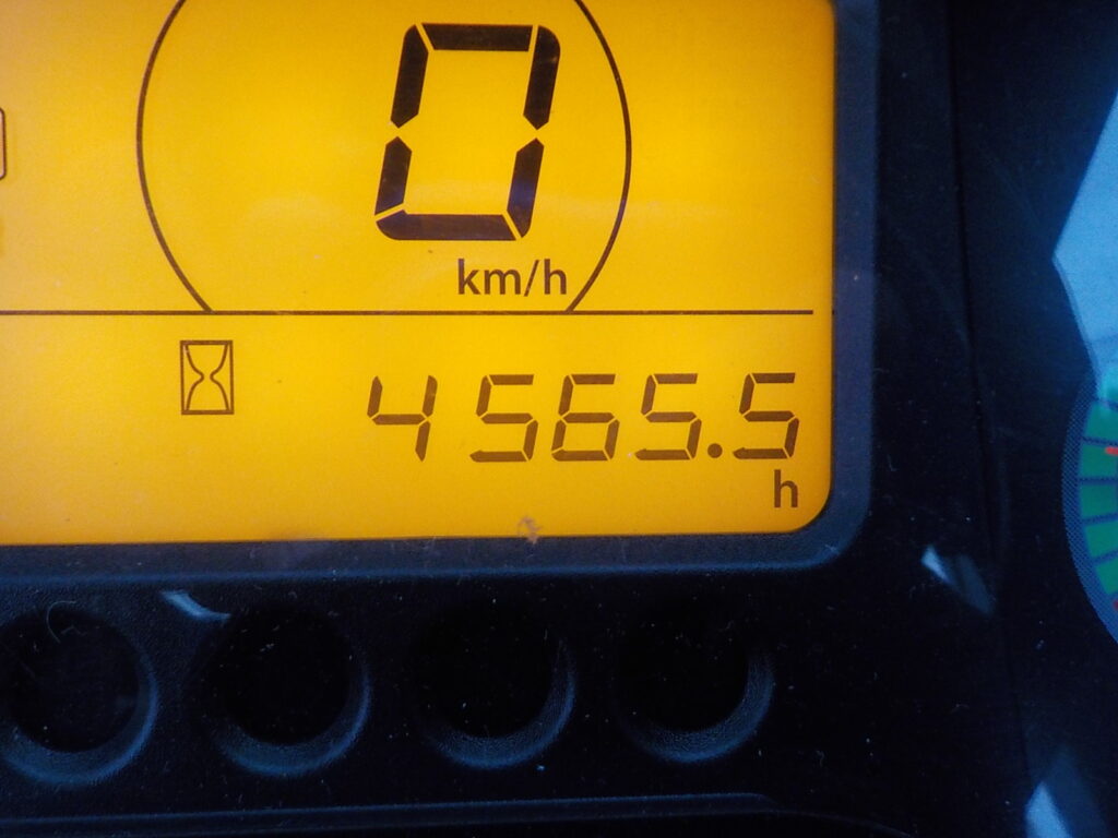 平成２７年　日立　ホイールローダー　ZW80-5B