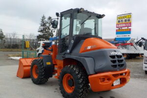 サムネイル: 平成２７年　日立　ホイールローダー　ZW80-5B