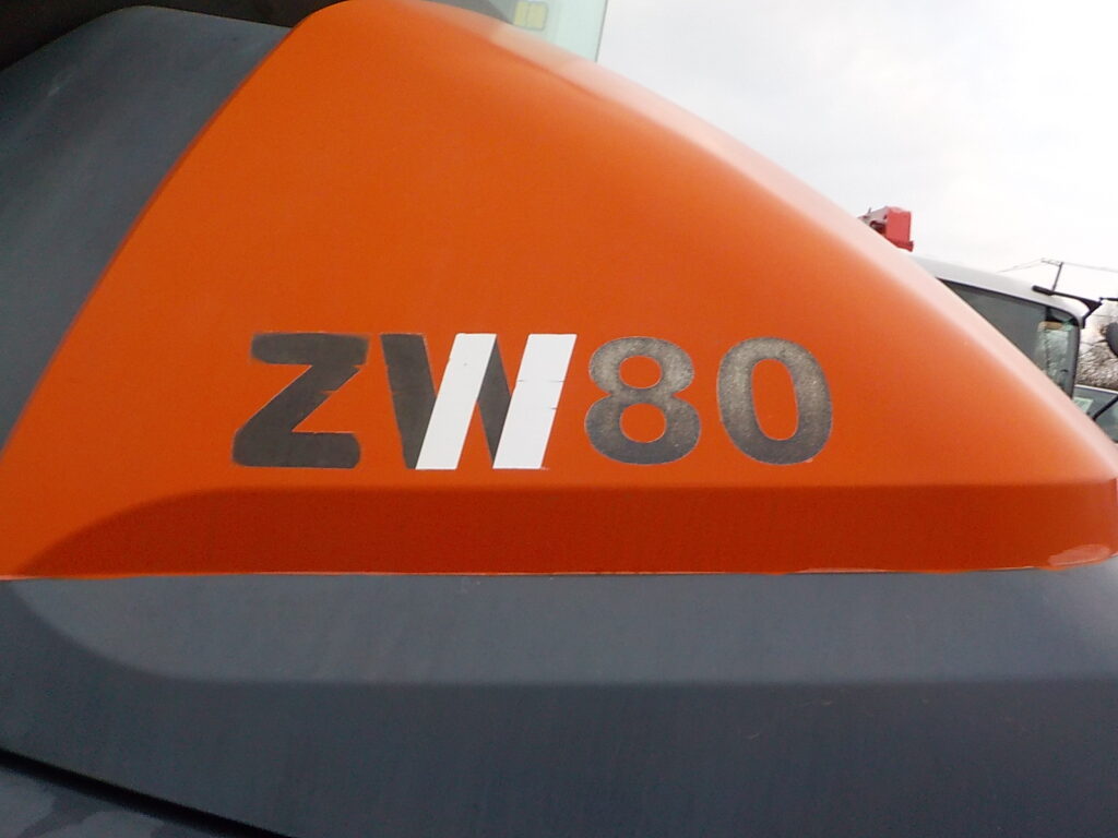 平成２７年　日立　ホイールローダー　ZW80-5B