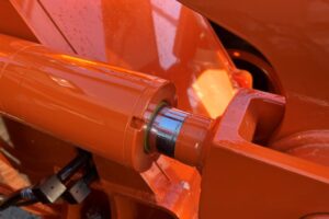 サムネイル: 令和７年　日立　ZW80S-5B　2025年モデル　0.9立米　ｽﾉｰｽﾊﾟｲｸ・ﾗｲﾄﾞｺﾝﾄﾛｰﾙ・ﾀﾞﾌﾞﾙﾋｰﾀｰ仕様（車検令和9年11月）