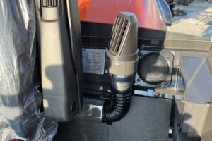 サムネイル: 令和７年　日立　ZW80S-5B　2025年モデル　0.9立米　ｽﾉｰｽﾊﾟｲｸ・ﾗｲﾄﾞｺﾝﾄﾛｰﾙ・ﾀﾞﾌﾞﾙﾋｰﾀｰ仕様（車検令和9年11月）