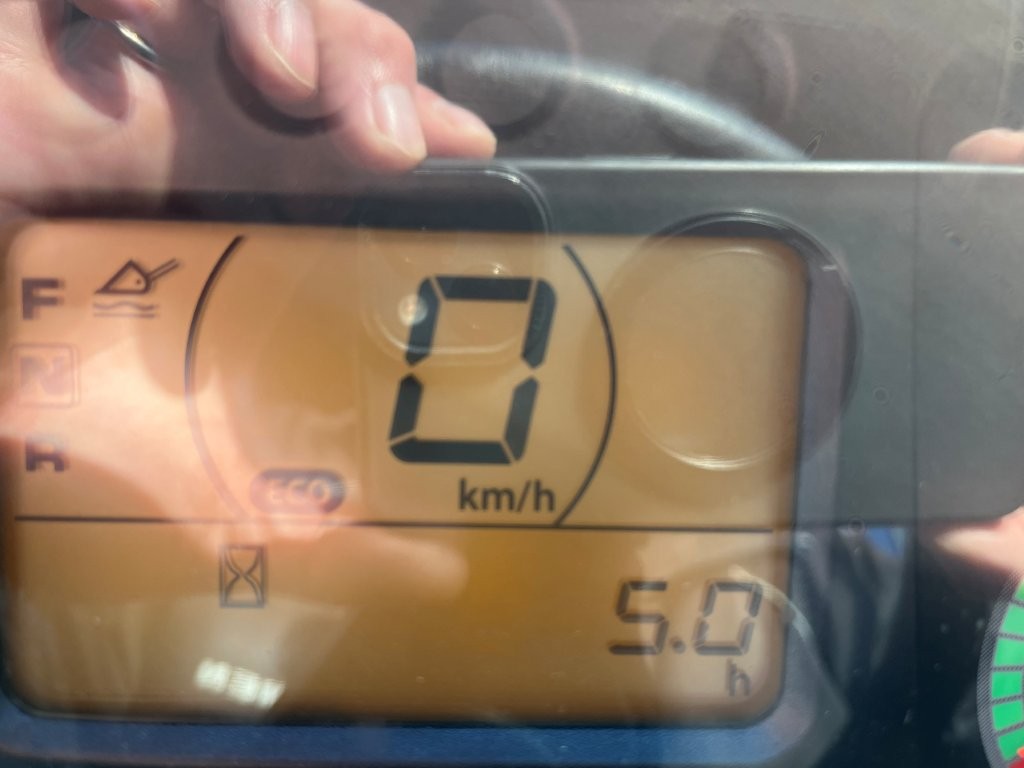 令和７年　日立　ZW80S-5B　2025年モデル　0.9立米　ｽﾉｰｽﾊﾟｲｸ・ﾗｲﾄﾞｺﾝﾄﾛｰﾙ・ﾀﾞﾌﾞﾙﾋｰﾀｰ仕様（車検令和9年11月）