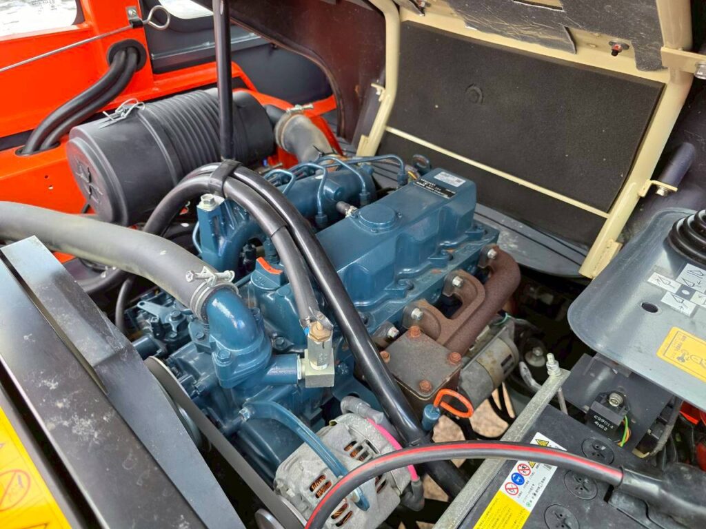 平成26年　クボタ　R530Z　0.5立米　盗難防止装置付★使用時間371時間！★