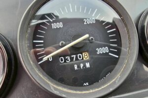 サムネイル: 平成26年　クボタ　R530Z　0.5立米　盗難防止装置付★使用時間371時間！★