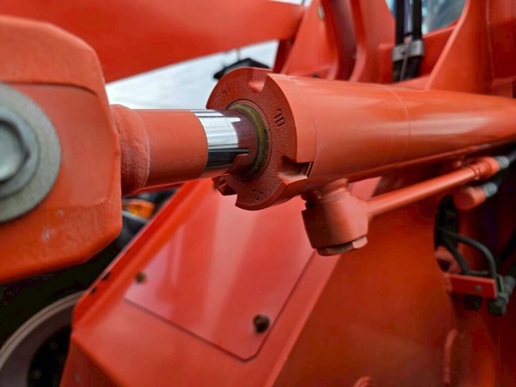 平成26年　クボタ　R530Z　0.5立米　盗難防止装置付★使用時間371時間！★