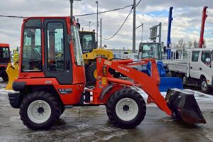 サムネイル: 平成26年　クボタ　R530Z　0.5立米　盗難防止装置付★使用時間371時間！★