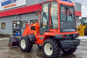 サムネイル: 平成26年　クボタ　R530Z　0.5立米　盗難防止装置付★使用時間371時間！★