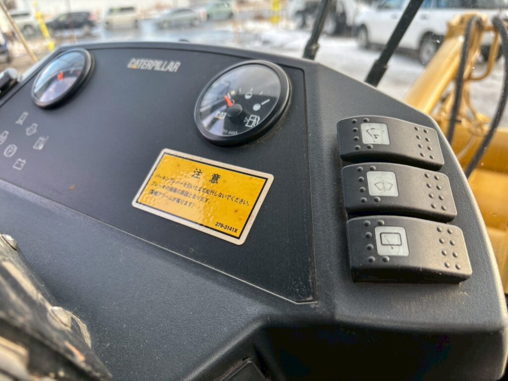 平成18年　CAT　901B　0.4㎥　全塗装済！