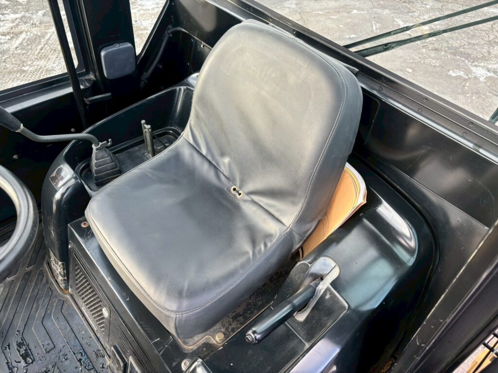 平成18年　CAT　901B　0.4㎥　全塗装済！