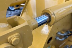 サムネイル: 平成18年　CAT　901B　0.4㎥　全塗装済！