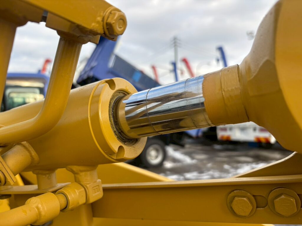 平成18年　CAT　901B　0.4㎥　全塗装済！