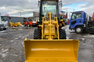 サムネイル: 平成18年　CAT　901B　0.4㎥　全塗装済！