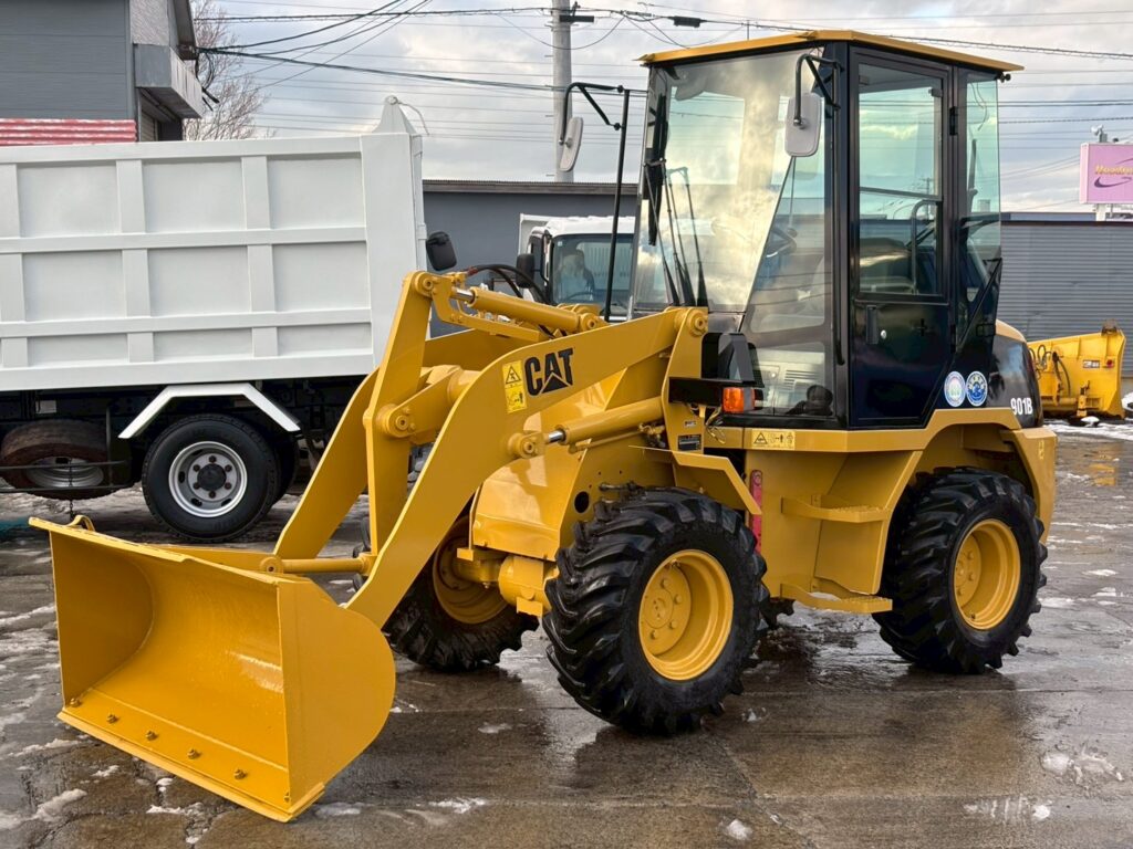 平成18年　CAT　901B　0.4㎥　全塗装済！