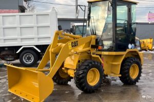 平成18年　CAT　901B　0.4㎥　全塗装済！