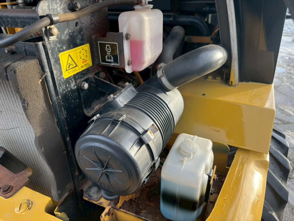 平成18年　CAT　901B　0.4㎥　全塗装済！