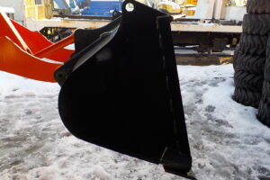 サムネイル: 平成25年式　クボタ　ホイールローダー　R430Z　★0.4立米★バケット幅158㎝★使用時間約960HR★