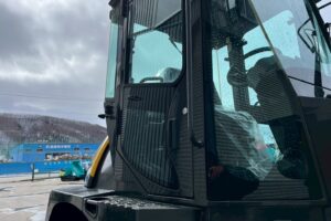 サムネイル: 【★北見店★】令和２年式　日立　ホイールローダ　ZW80-5B　◆札幌・江別・旭川・北見・釧路どこでも全国対応可能です！◆