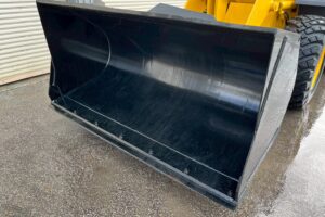 サムネイル: 【★北見店★】令和２年式　日立　ホイールローダ　ZW80-5B　◆札幌・江別・旭川・北見・釧路どこでも全国対応可能です！◆