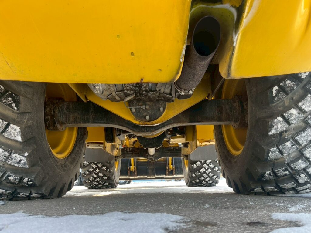 令和２年式日立ホイールローダZW80-5B