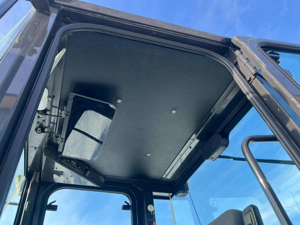 令和２年式日立ホイールローダZW80-5B