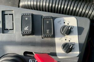 サムネイル: 令和２年式日立ホイールローダZW80-5B