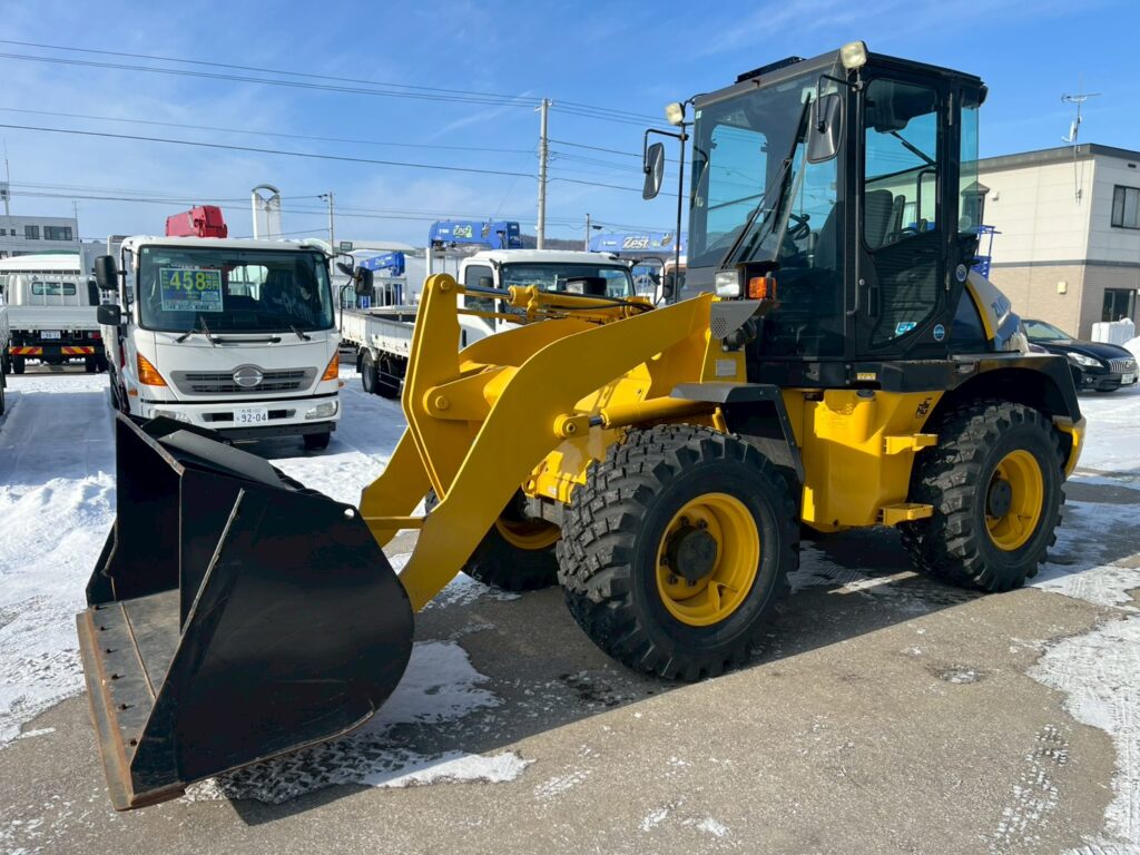 令和２年式日立ホイールローダZW80-5B
