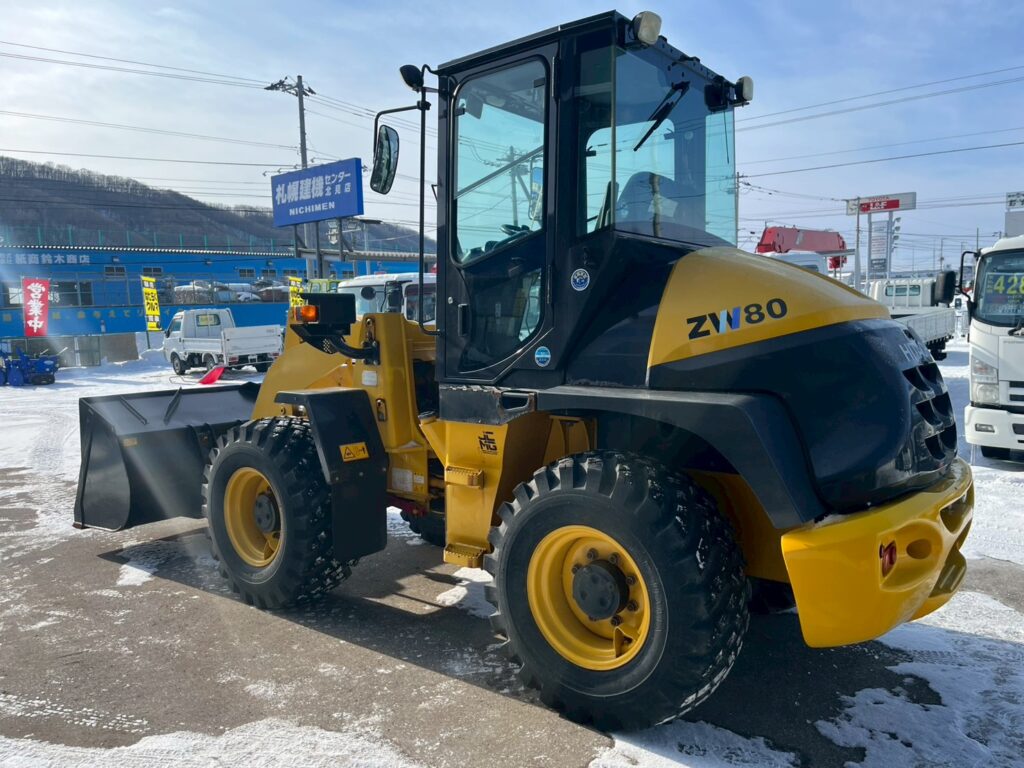 令和２年式日立ホイールローダZW80-5B