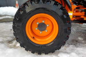 サムネイル: 平成28年　日立　ホイールローダー　ZW30-5B　★0.4立米★バケット幅157㎝★使用時間約750HR★