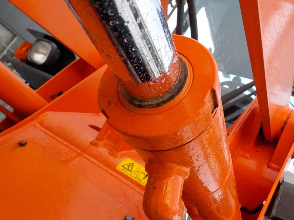 平成28年　日立　ホイールローダー　ZW30-5B　★0.4立米★バケット幅157㎝★使用時間約750HR★