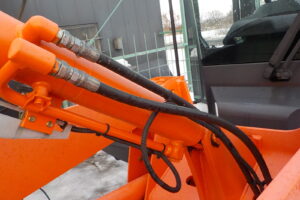 サムネイル: 平成28年　日立　ホイールローダー　ZW30-5B　★0.4立米★バケット幅157㎝★使用時間約750HR★