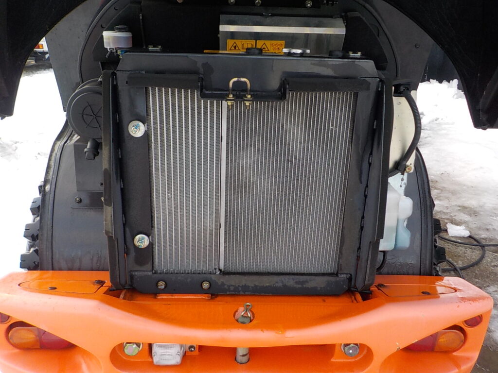 平成28年　日立　ホイールローダー　ZW30-5B　★0.4立米★バケット幅157㎝★使用時間約750HR★