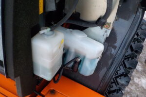 サムネイル: 平成28年　日立　ホイールローダー　ZW30-5B　★0.4立米★バケット幅157㎝★使用時間約750HR★