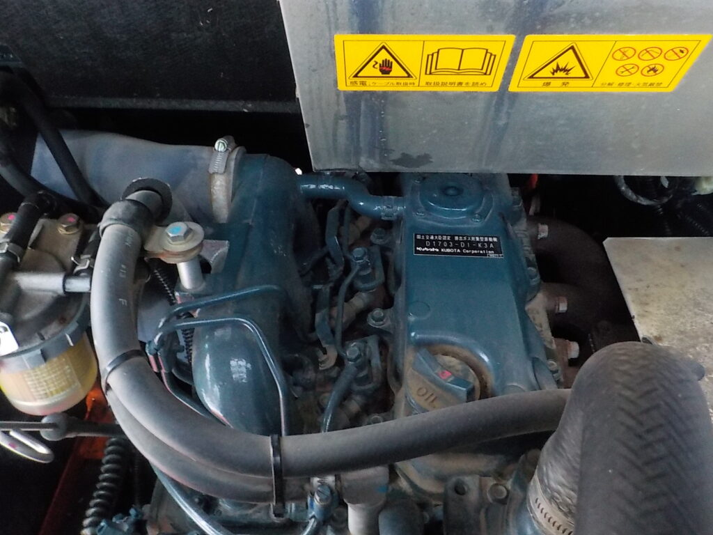 平成28年　日立　ホイールローダー　ZW30-5B　★0.4立米★バケット幅157㎝★使用時間約750HR★