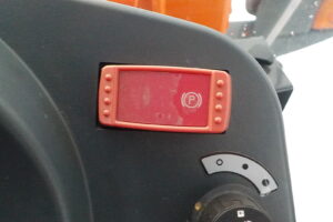 サムネイル: 平成28年　日立　ホイールローダー　ZW30-5B　★0.4立米★バケット幅157㎝★使用時間約750HR★