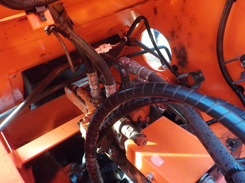 平成25年　クボタ　ホイールローダー　R430Z　★0.4立米★バケット幅158㎝★使用時間約1100HR★