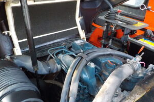 サムネイル: 平成25年　クボタ　ホイールローダー　R430Z　★0.4立米★バケット幅158㎝★使用時間約1100HR★