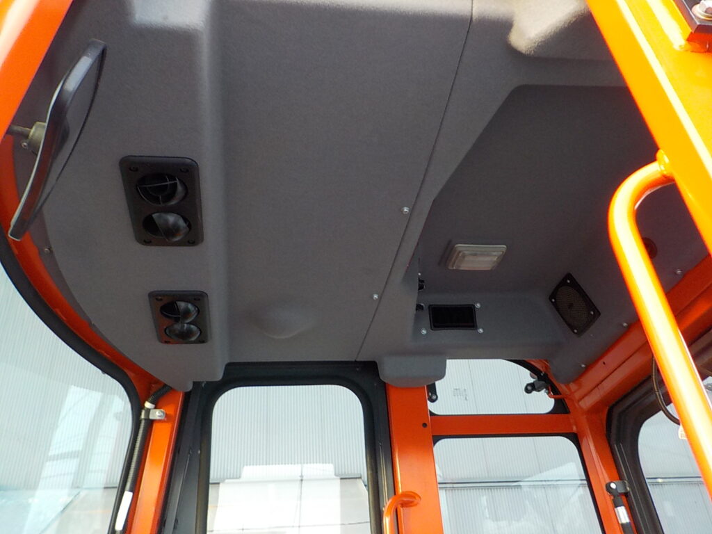 平成25年　クボタ　ホイールローダー　R430Z　★0.4立米★バケット幅158㎝★使用時間約1100HR★