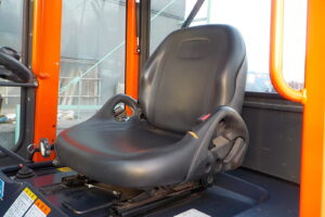 サムネイル: 平成25年　クボタ　ホイールローダー　R430Z　★0.4立米★バケット幅158㎝★使用時間約1100HR★