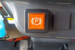 サムネイル: 平成25年　クボタ　ホイールローダー　R430Z　★0.4立米★バケット幅158㎝★使用時間約1100HR★