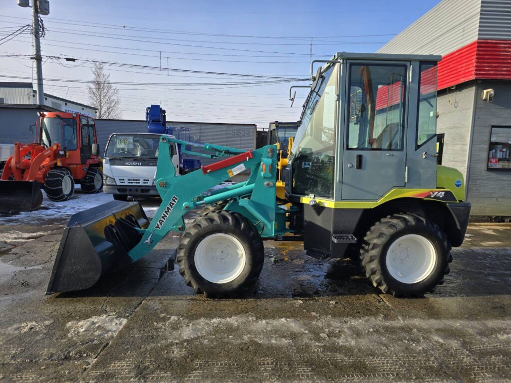 平成23年　ヤンマー　Ｖ４－６　0.5立米　★使用時間1340時間・全塗装済！★