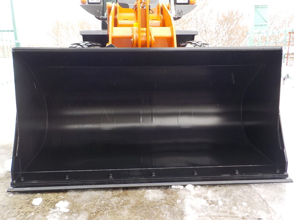 令和7年　日立　ホイールローダー　ZW80S-5B　★0.9立米★スノースパイク★車検令和9年11月