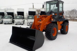 令和7年　日立　ホイールローダー　ZW80S-5B　★0.9立米★スノースパイク★車検令和9年11月