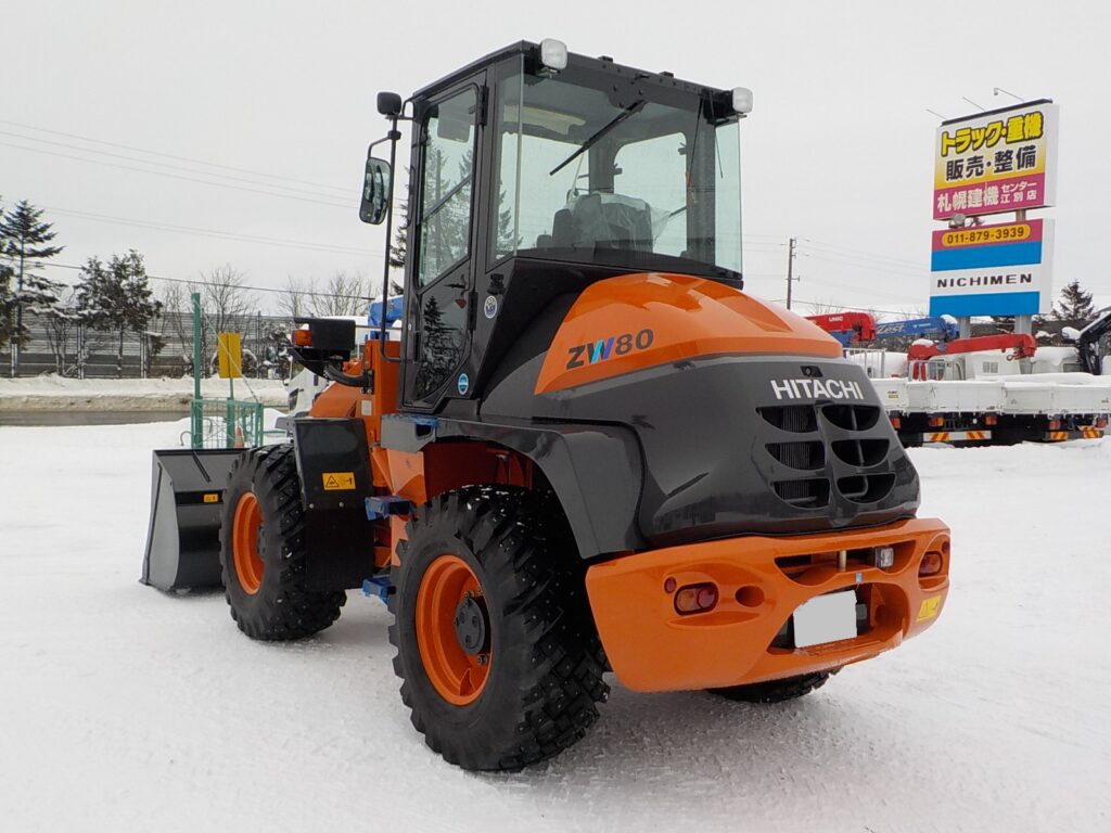 令和7年　日立　ホイールローダー　ZW80S-5B　★0.9立米★スノースパイク★車検令和9年11月