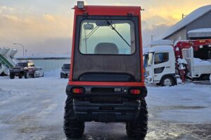 サムネイル: 平成16年　クボタ　R420D　0.4立米　チェーン付・全塗装済！