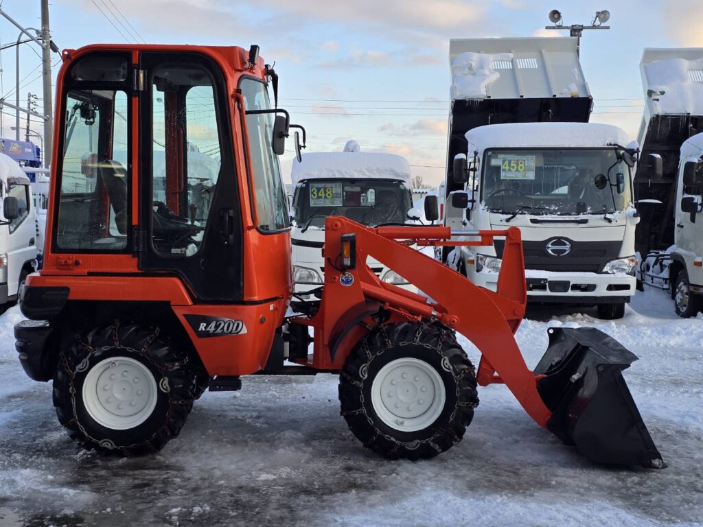 平成16年　クボタ　R420D　0.4立米　チェーン付・全塗装済！