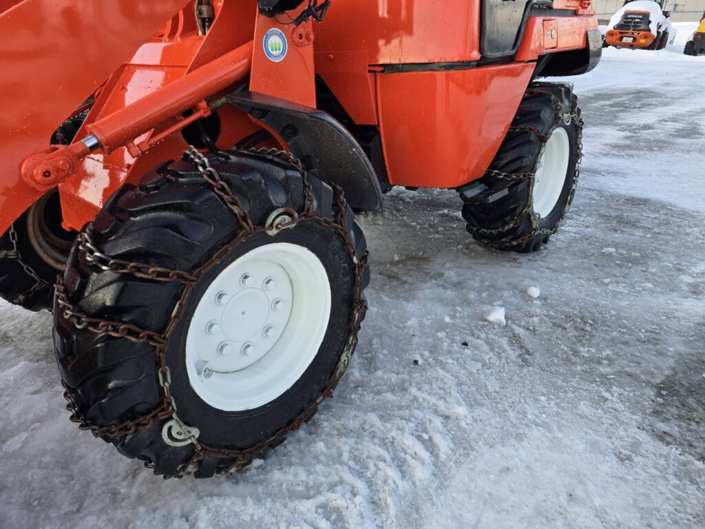 平成16年　クボタ　R420D　0.4立米　チェーン付・全塗装済！