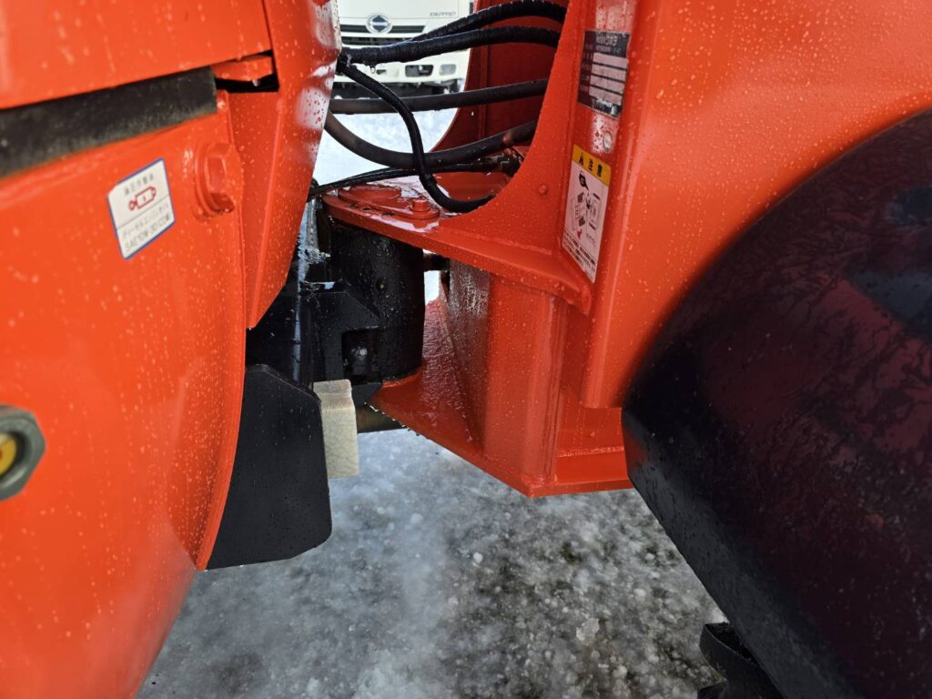 平成16年　クボタ　R420D　0.4立米　チェーン付・全塗装済！