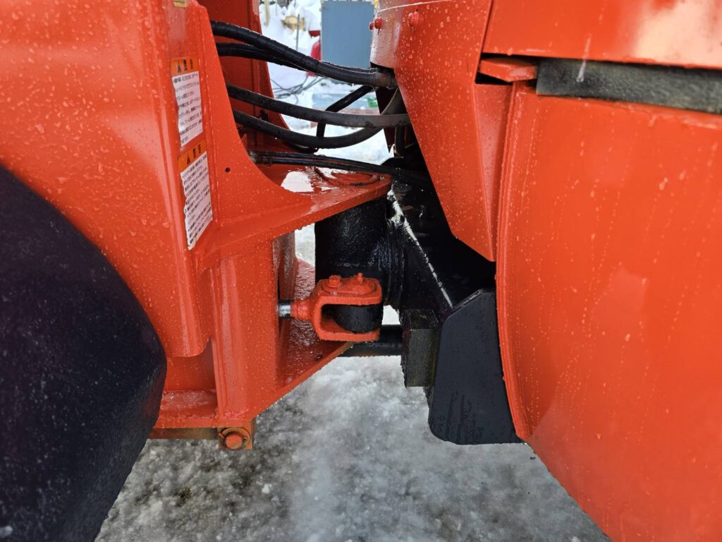 平成16年　クボタ　R420D　0.4立米　チェーン付・全塗装済！