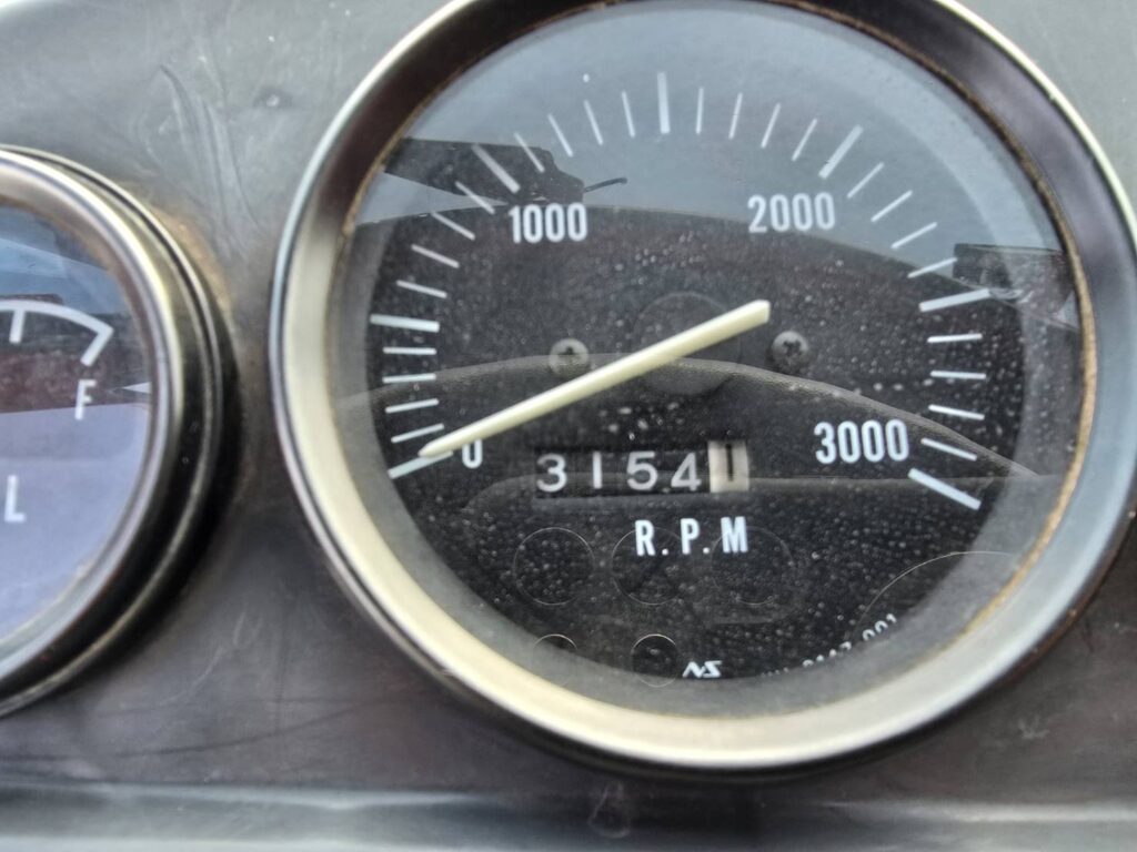 平成16年　クボタ　R420D　0.4立米　チェーン付・全塗装済！