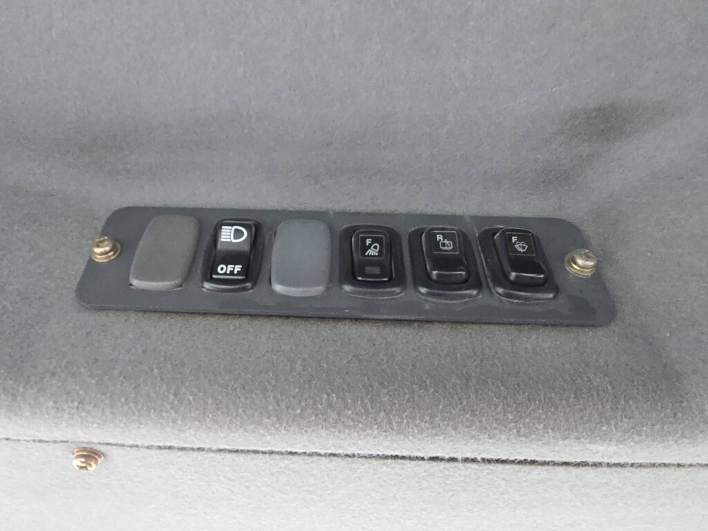 平成16年　クボタ　R420D　0.4立米　チェーン付・全塗装済！